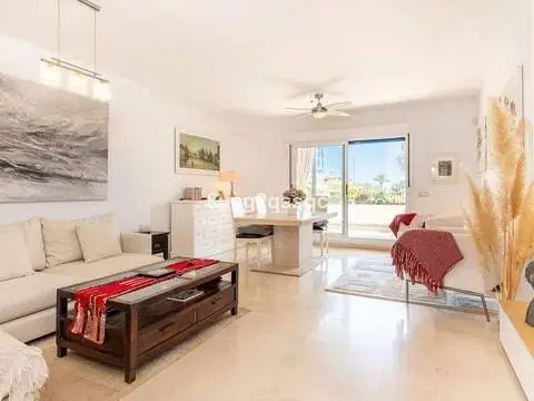 Piso en calle Urb. Villas de Costalita 29688 Estepona Malaga Esp