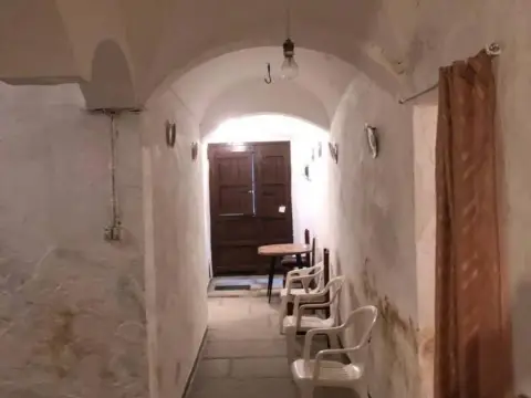 Casa rústica en calle de Rafael Chaparro