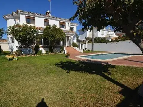 Chalet en Plaza José Aguera