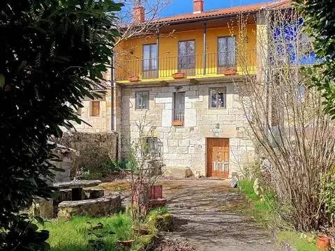 Casa rústica en calle Bo Alfoz de Santa Gadea, 15