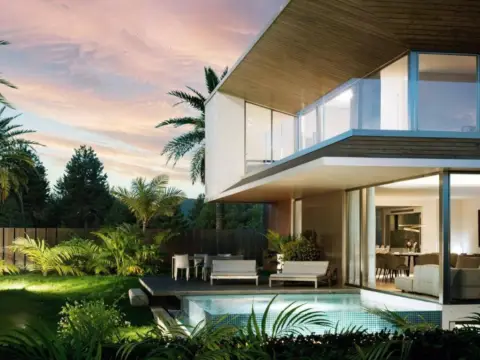 Casa en El Paraíso-Atalaya-Benamara