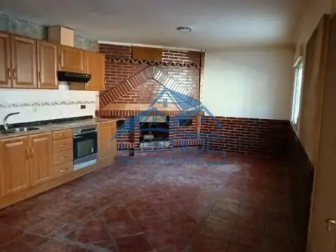 Chalet en Albelda de Iregua