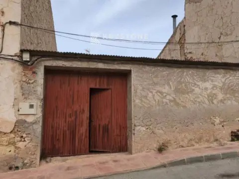 Casa en Algueña