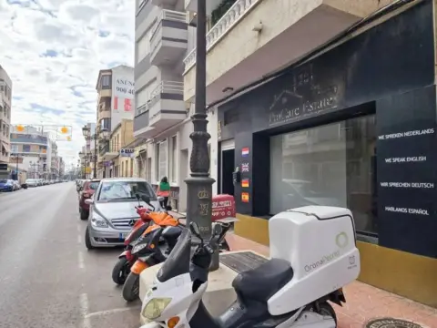 Local comercial en Guardamar del Segura