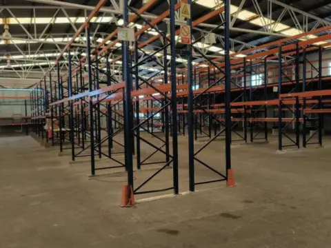 Nave industrial en Crevillent