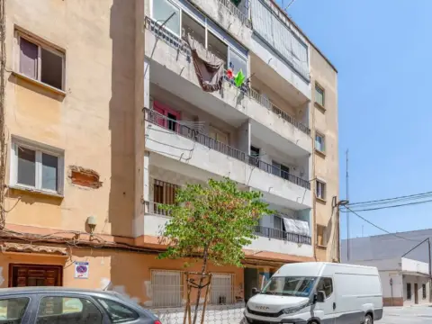 Local comercial en calle calle Malvarrosa, nº 26