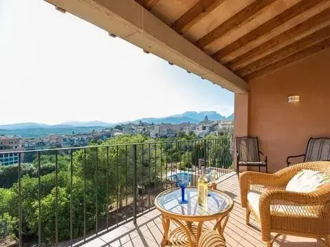 Casa adosada en Campanet