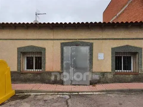 Casa adosada en Porzuna