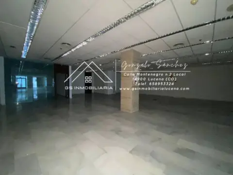 Local comercial en Cabra