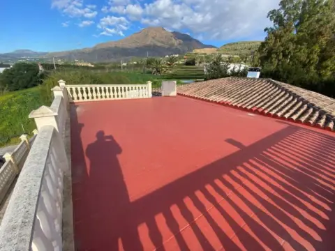 Casa en Altos de Estepona