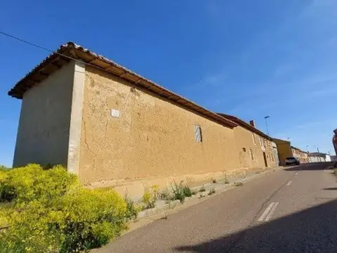 Casa rústica en Carretera Valderas