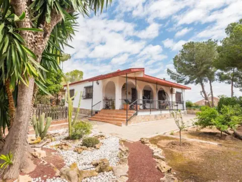 Casa en La Alcayna