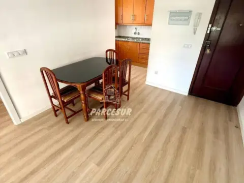 Piso en Ciudad Jardín-Zoco