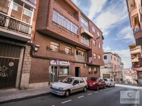 Piso en Santo Tomás-Universidad