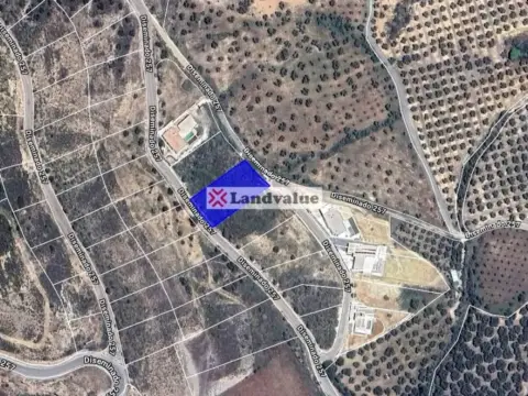 Terreno en Recinto Ferial-Circunvalación-La Vega