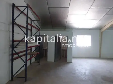 Nave industrial en Sant Rafael