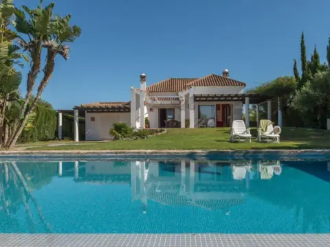 Casa en calle Las Alondras 10