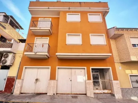 Edificio en Formentera del Segura