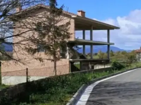 Casa en Medina de Pomar