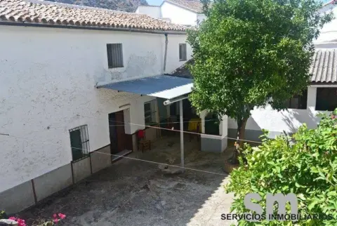 Casa en Villaluenga del Rosario