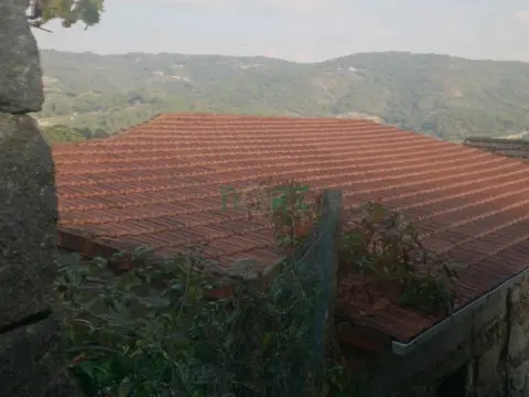 Casa en Leiro (Capital)