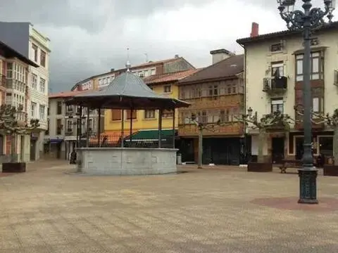 Casa rústica en Barrio de Ahedo
