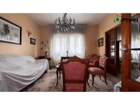 Chalet en A Estrada