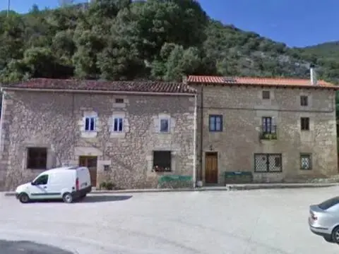 Casa rústica en Santelices