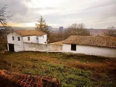 Chalet en San Pedro y San Felices-San Agustín-Parque Europa