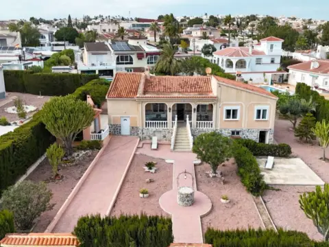 Chalet en Rojales