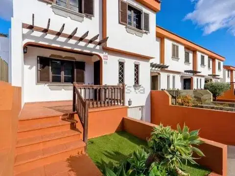Casa adosada en calle Pilar Lorengar
