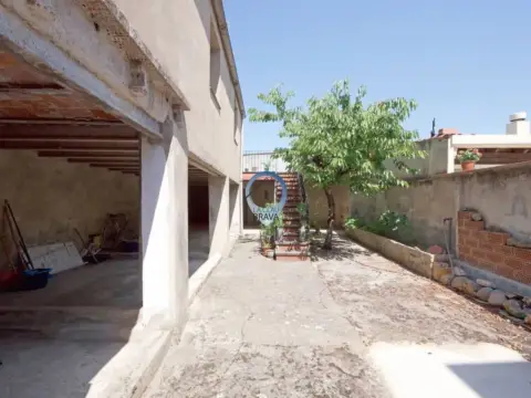 Casa adosada en La Canyera