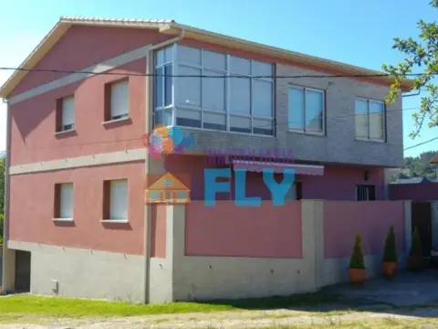 Chalet en Fernández Ladreda-Ciudad de Piedra