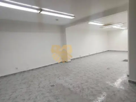 Local comercial en San Bernardo-Campus-Platina