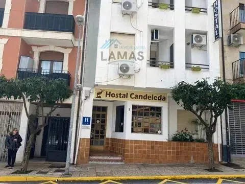 Edificio en Avenida de Ramón y Cajal