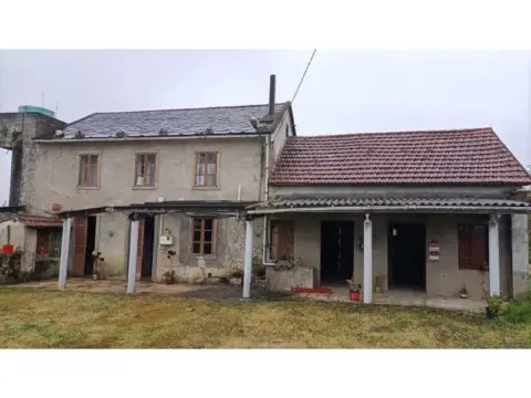 Casa rústica en Cerdido