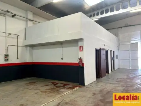 Nave industrial en Sector 8