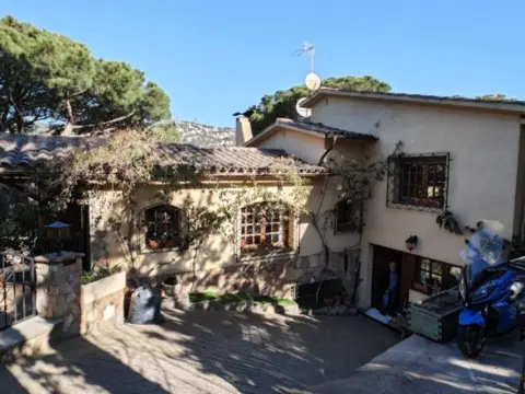 Casa en Canyelles-La Montgoda