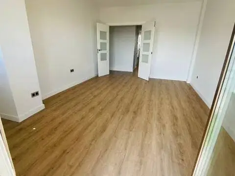 Piso en Hospital-Parque Sur