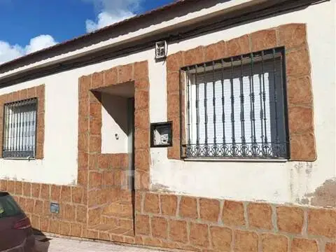 Casa adosada en Porzuna