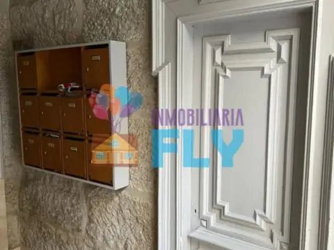 Dúplex en Praza España-Zona Corte Inglés