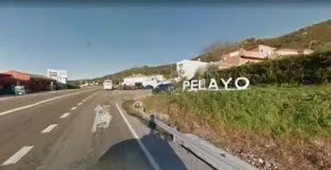 Chalet en El Pelayo-Parques Naturales