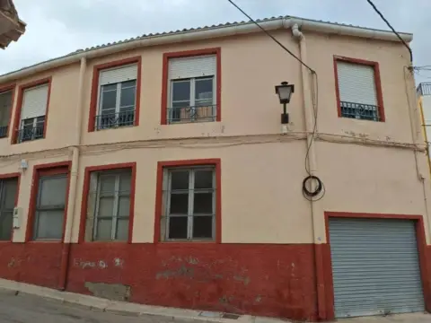 Edificio en Petrer