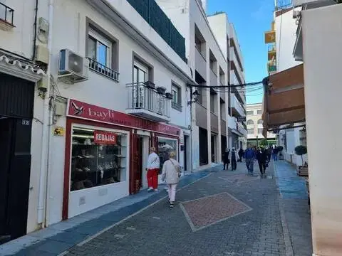 Local comercial en calle San Pedro de Alcantara No Number