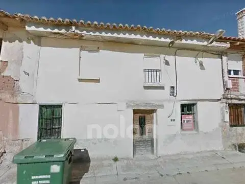 Casa adosada en Palacios de Riopisuerga