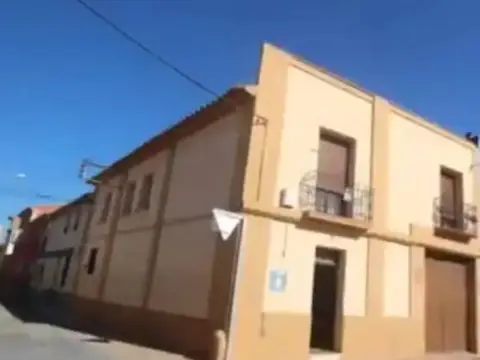 Chalet en Ejea de los Caballeros