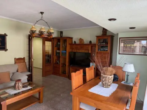 Piso en Avenida de Gaspar Aguilar