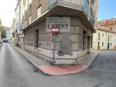 Local comercial en calle de Ruíz de Alda