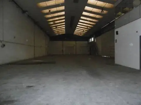Nave industrial en El Pilar