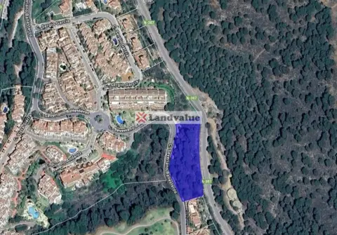 Terreno en calle Severiano Ballesteros